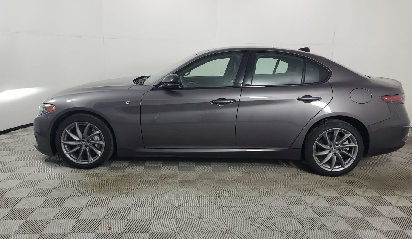 2024 Alfa Romeo Giulia Ti AWD 4D Sedan