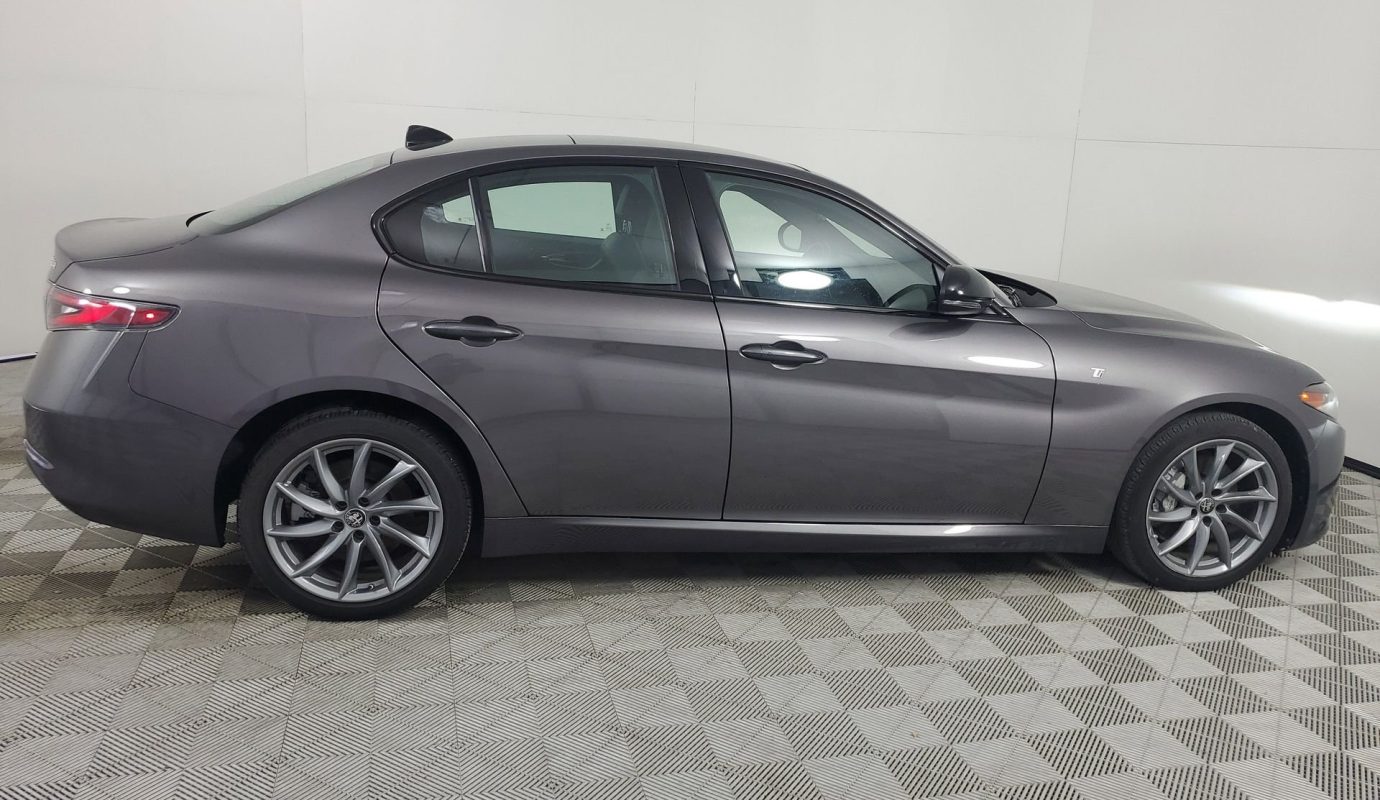 2024 Alfa Romeo Giulia Ti AWD 4D Sedan